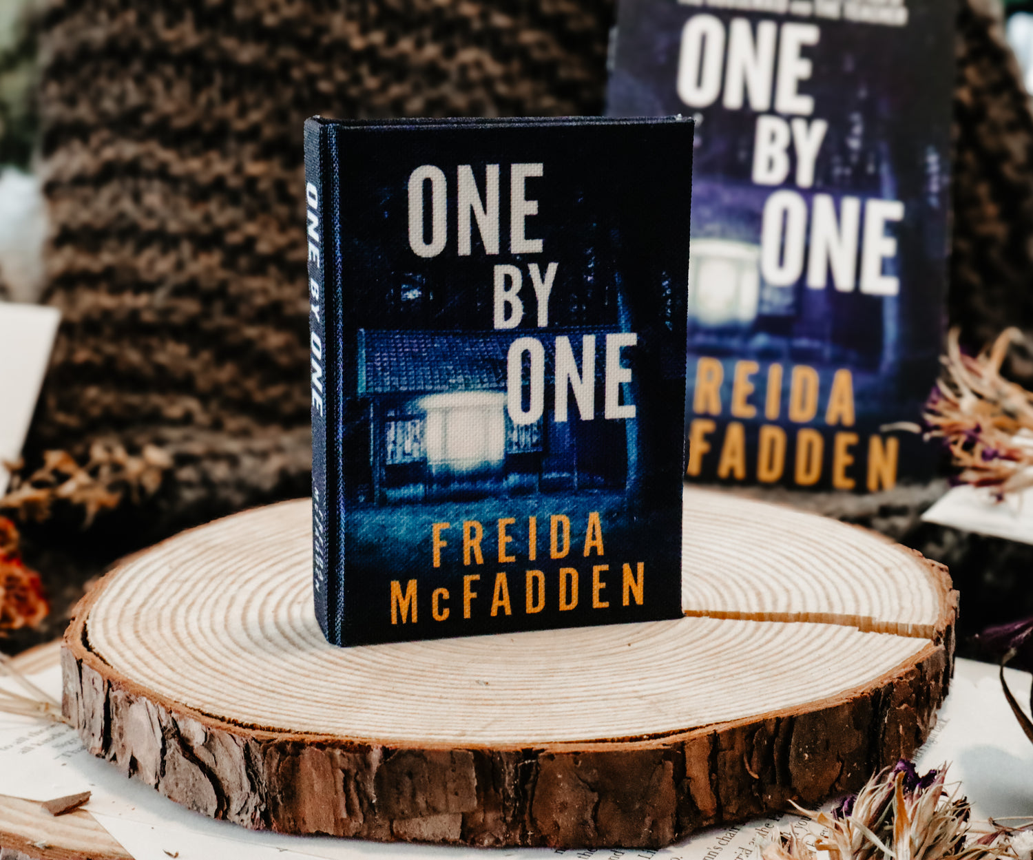 One By One Book Wallet *Officially Licensed* FREIDA MCFADDEN®