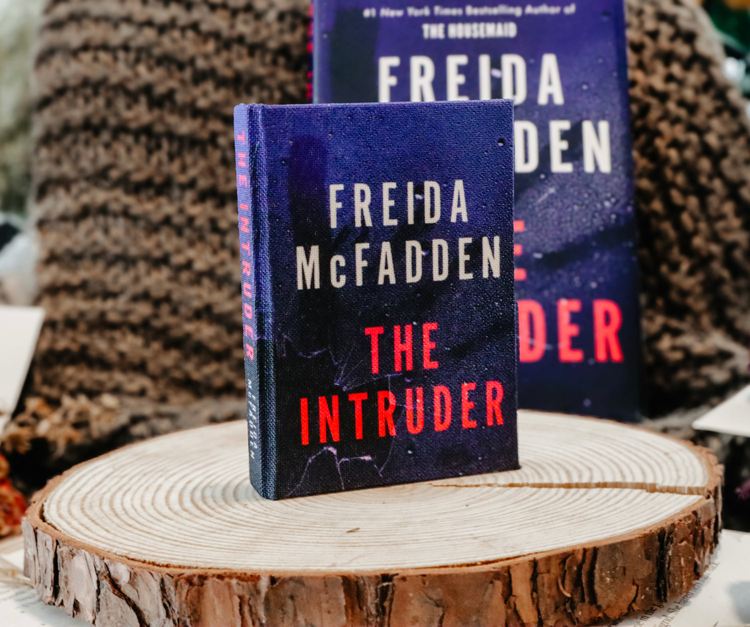 The Intruder Book Wallet *Officially Licensed* FREIDA MCFADDEN®