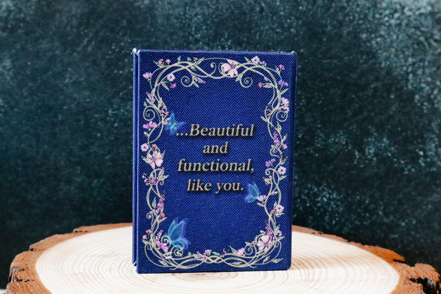 Daughter of No Worlds *Officially licensed* Book Wallet